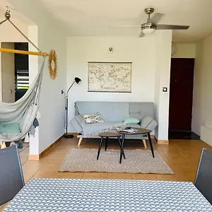  Appartement Vue Mer, Piscine, Dans Quartier Prisé De Gosier